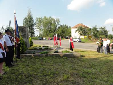 01.08.2010 - Uroczystość patriotyczna w Łąkcie Górnej.