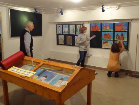Instalacja wystawy poplenerowej - 16.11.2013 r.